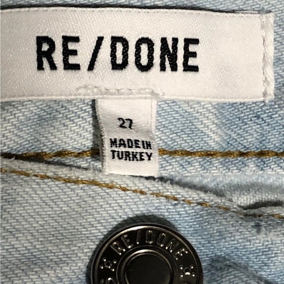 RE/DONE 90s High Rise Loose Jeans in Bleach Destroyed - Picture 6 of 9